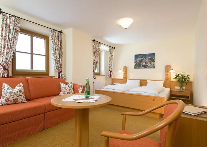 Szálloda Eggerwirt Kitzbuehel, & Restaurant