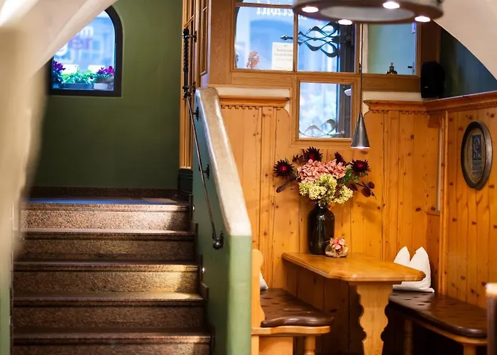 Eggerwirt Kitzbuehel, & Restaurant Szálloda Kitzbühel