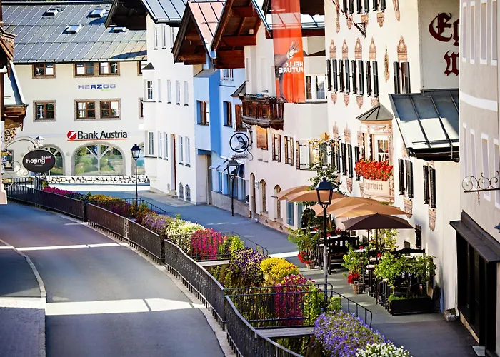 Eggerwirt Kitzbuehel, & Restaurant Szálloda