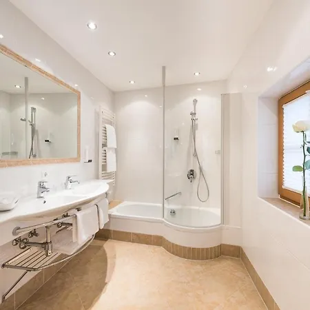 艾格尔威特嘎斯托夫酒店 酒店