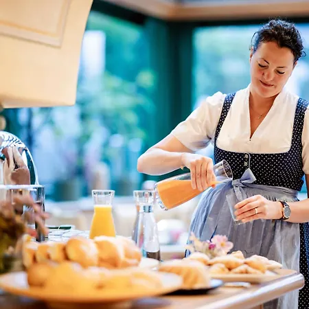 艾格尔威特嘎斯托夫酒店 3*